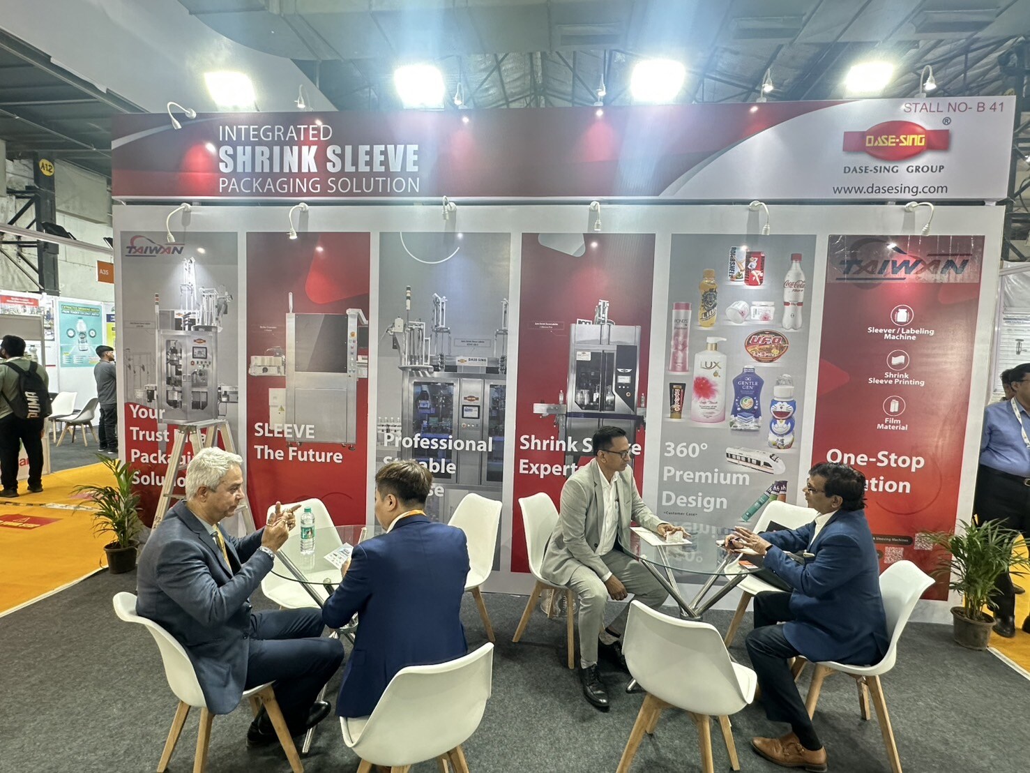 drink technology India 2024  Dasesing with lots of customers